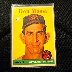 Don Mossin#35 Indians Card O.F.